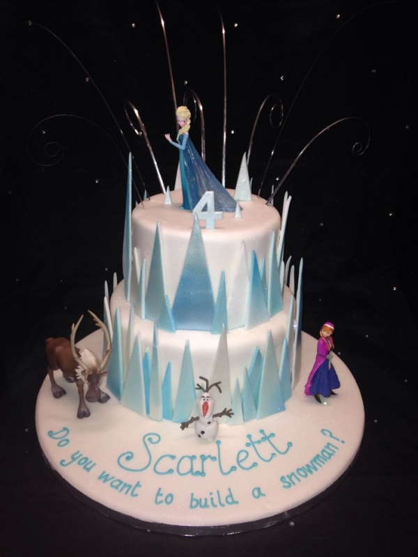 Disney Frozen Cake