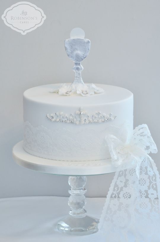 7 Photos of White And Gold First Holy Communion Cakes 7 Photos of White And Gold First Holy Communion Cakes