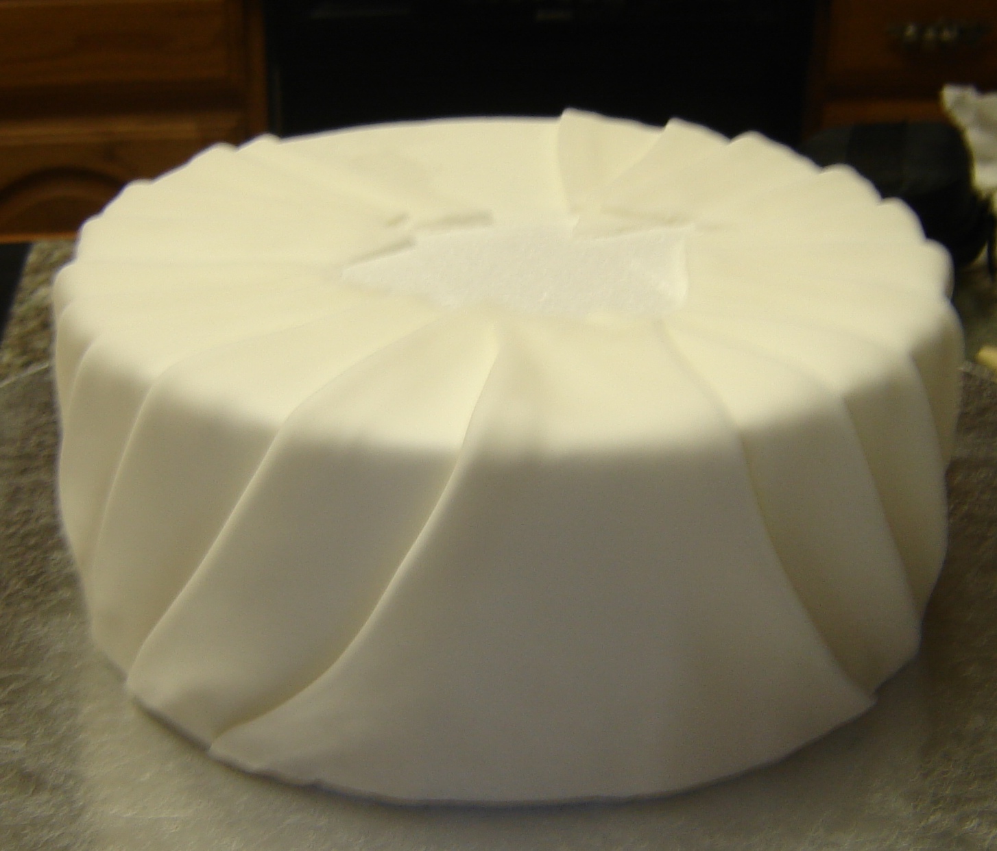 Fondant Pleated Cake Tutorial