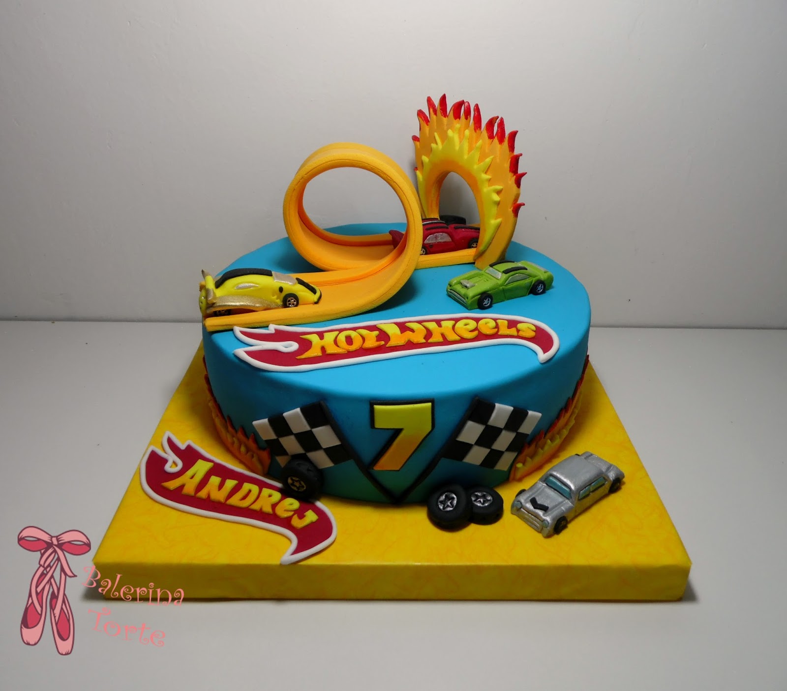 Hot Wheels Birthday Cake