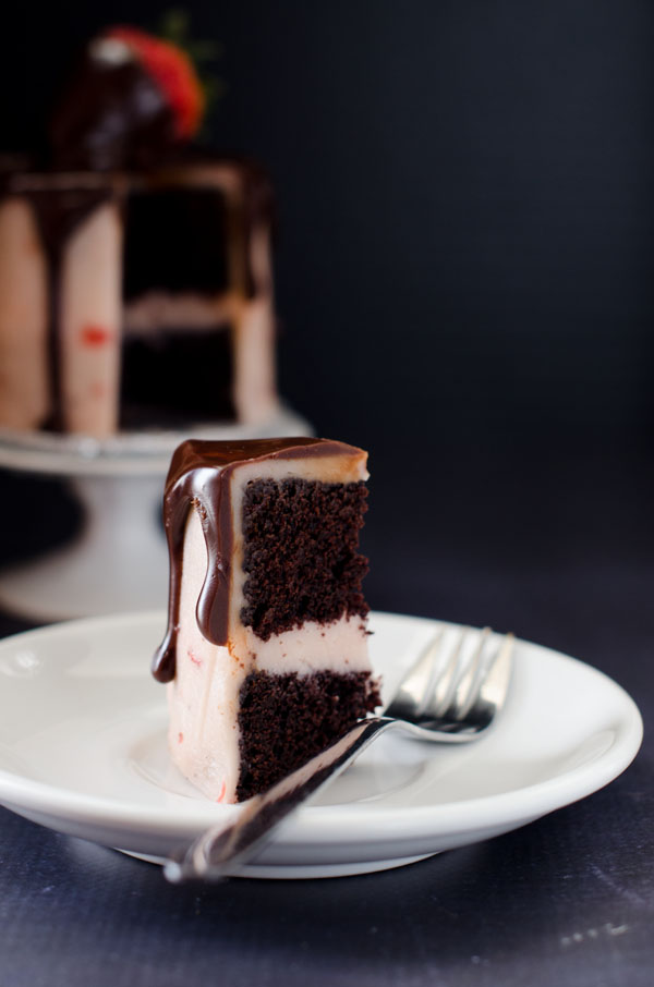 Mini Cakes with Chocolate Covered Strawberries