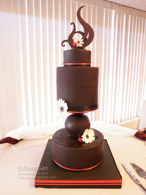 Modern Wedding Cake