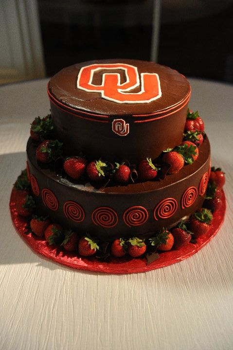 Oklahoma Sooners Birthday Cake