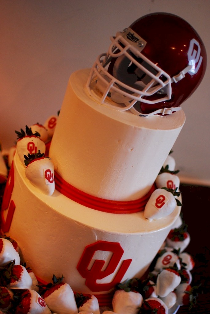 Oklahoma Sooners Football Cake