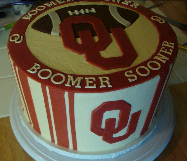 Oklahoma Sooners Football Cake