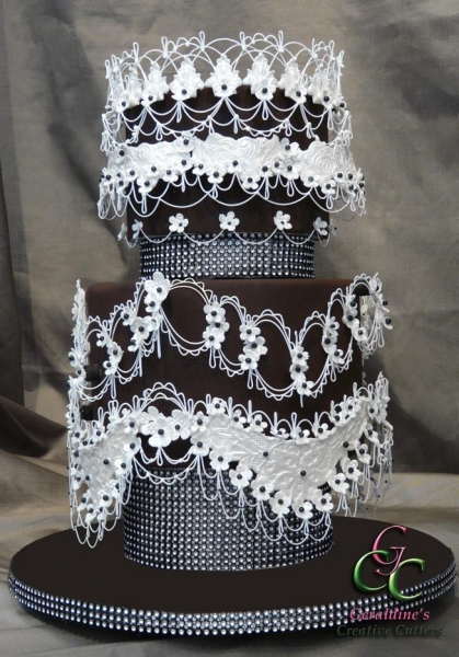 Oriental String Work Cake