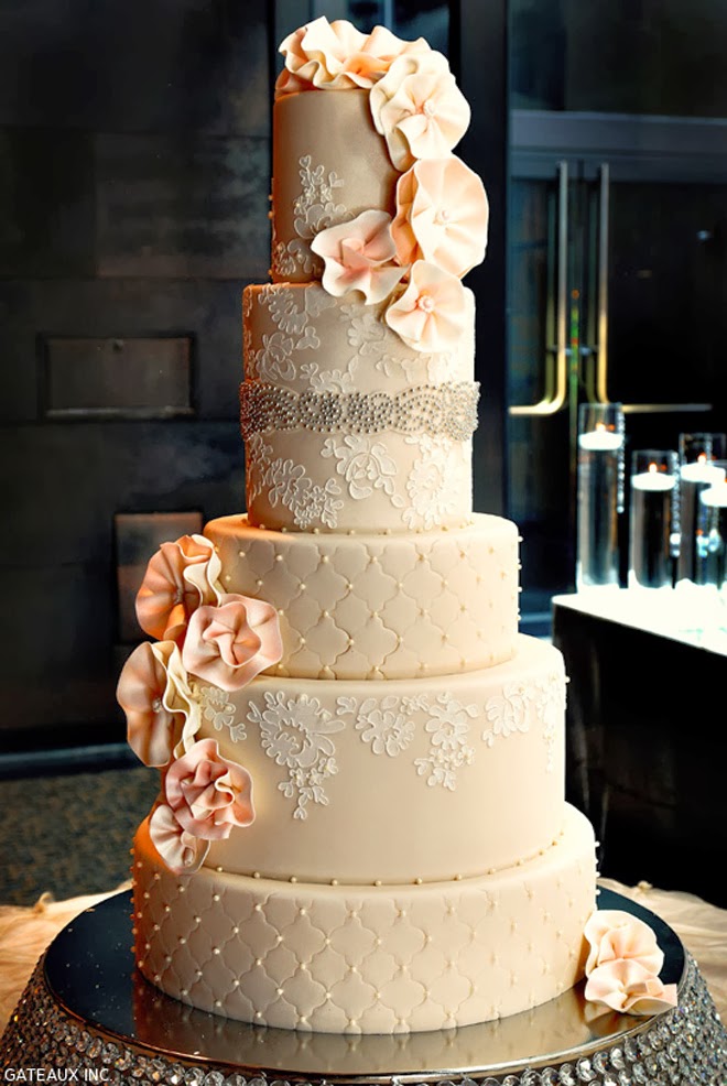 Quilted Wedding Cake Lace Quilted Wedding Cake Lace