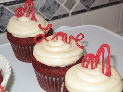 Red Velvet Cupcakes with Filling