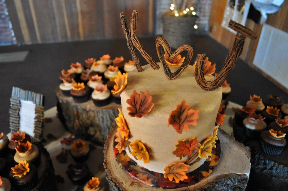 10 Rustic Fall Wedding Cupcakes Photo Rustic Fall Wedding Cakes