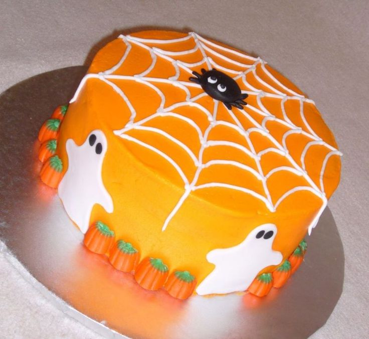 Simple Halloween Cake