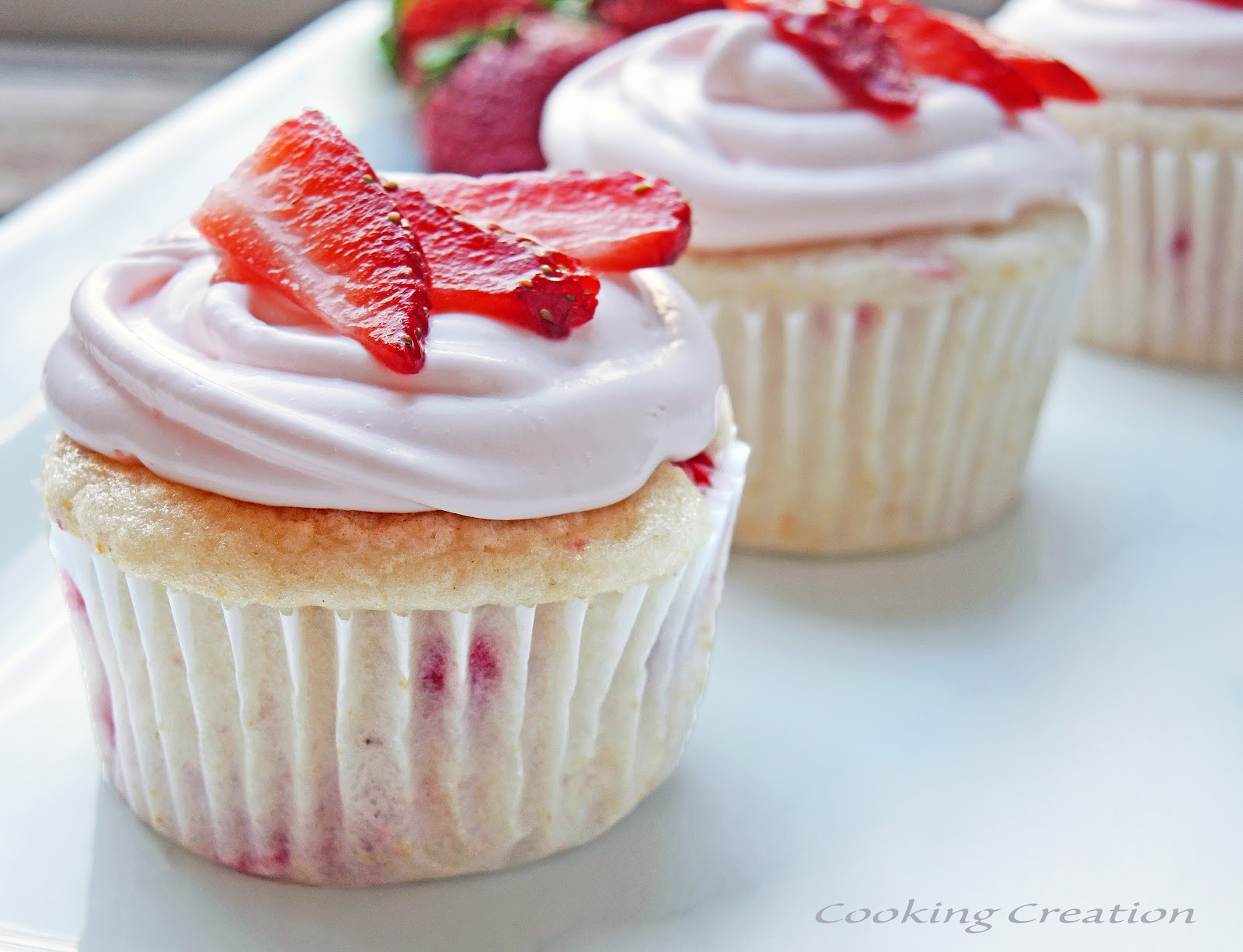 Strawberry Champagne Cupcakes