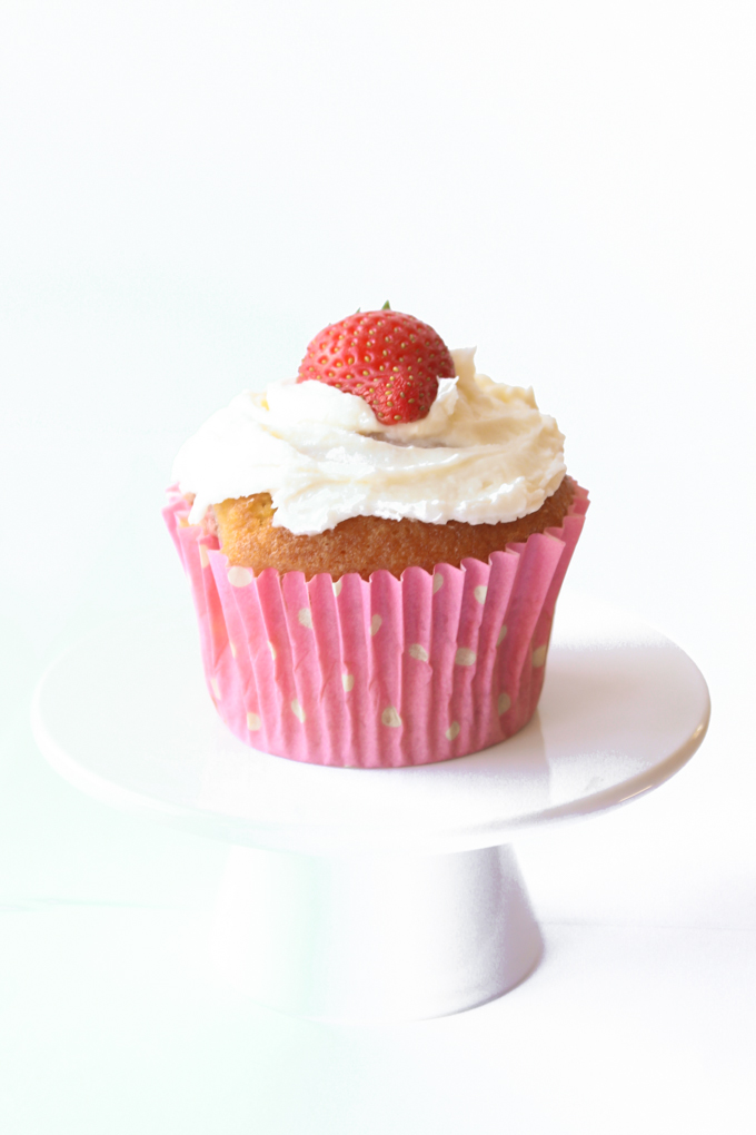 Strawberry Champagne Cupcakes