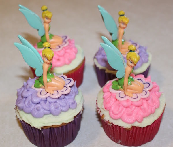 Tinkerbell Birthday Cake and Cupcakes