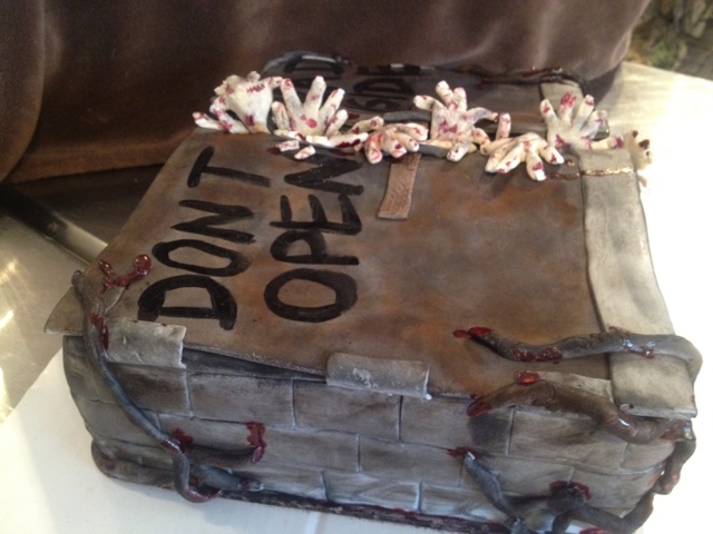 Walking Dead Cake