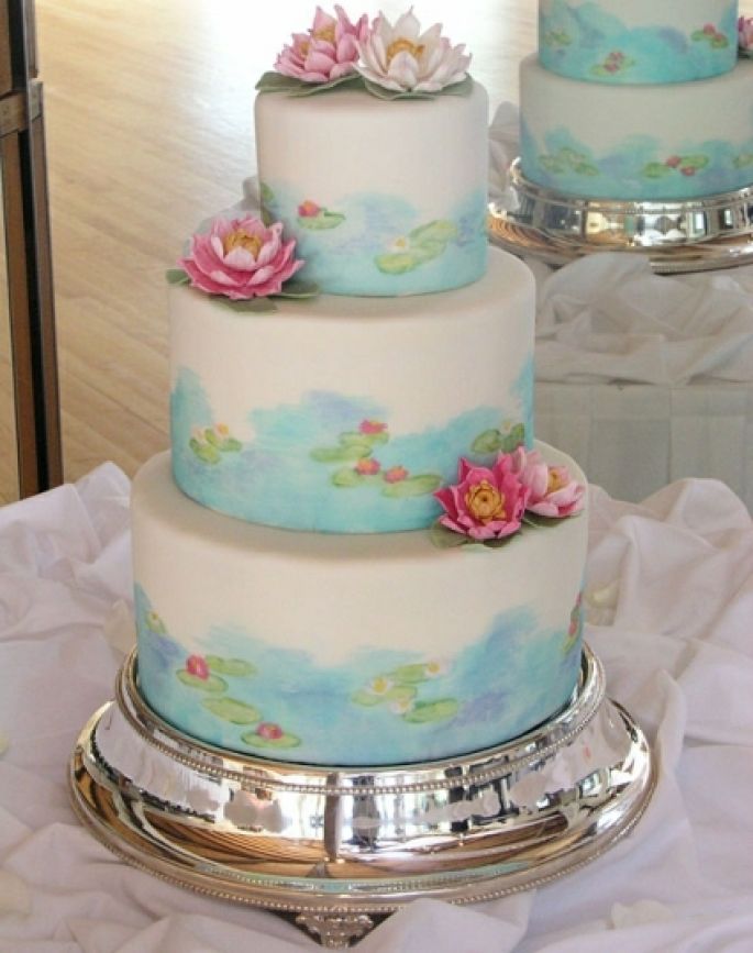 Water Lily Wedding Cake