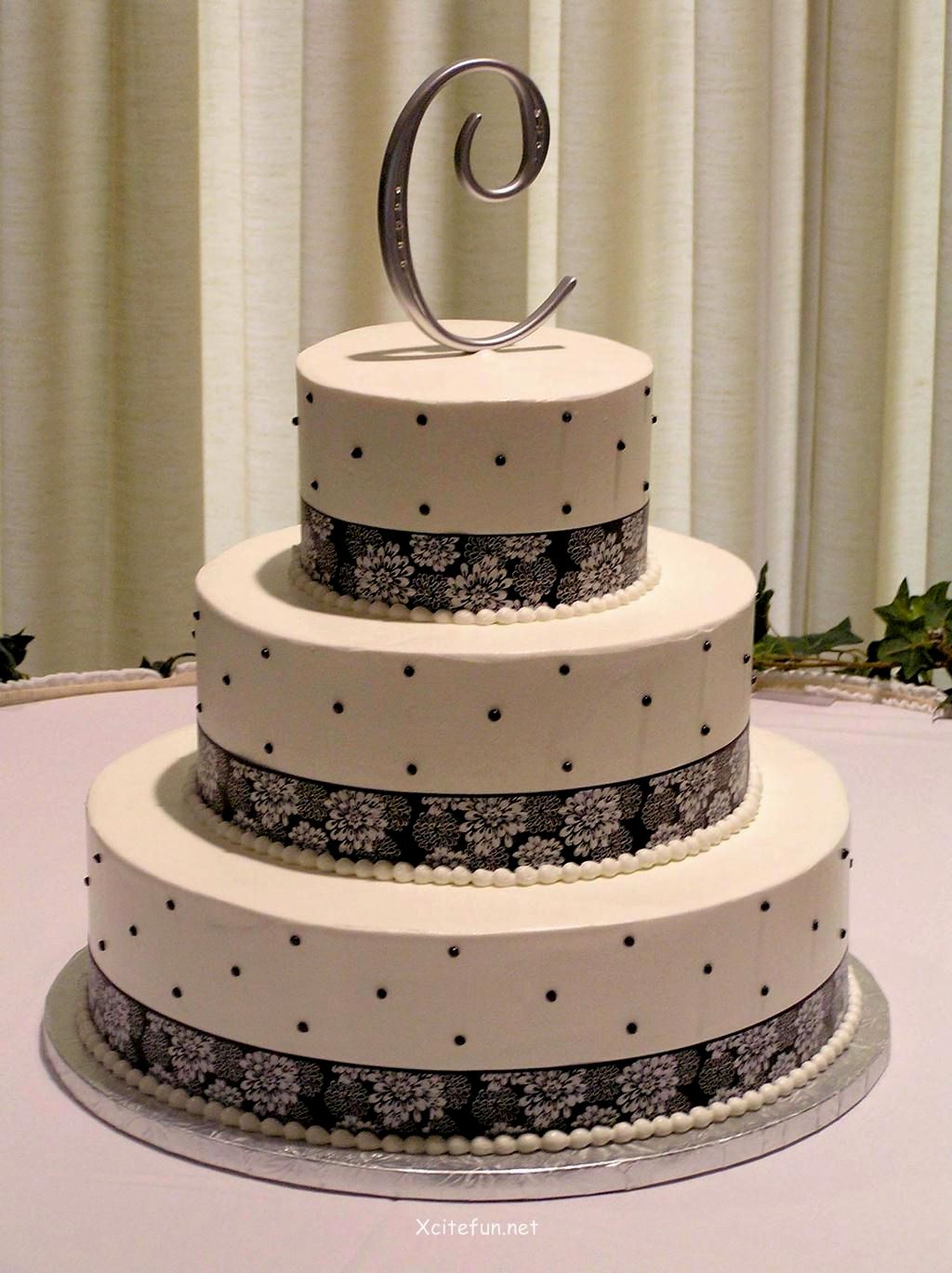 Wedding Cake Decorating Ideas