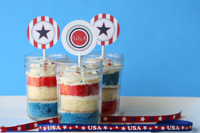 4th of July Cupcake Jars