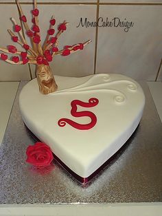 5th Wedding Anniversary Cake