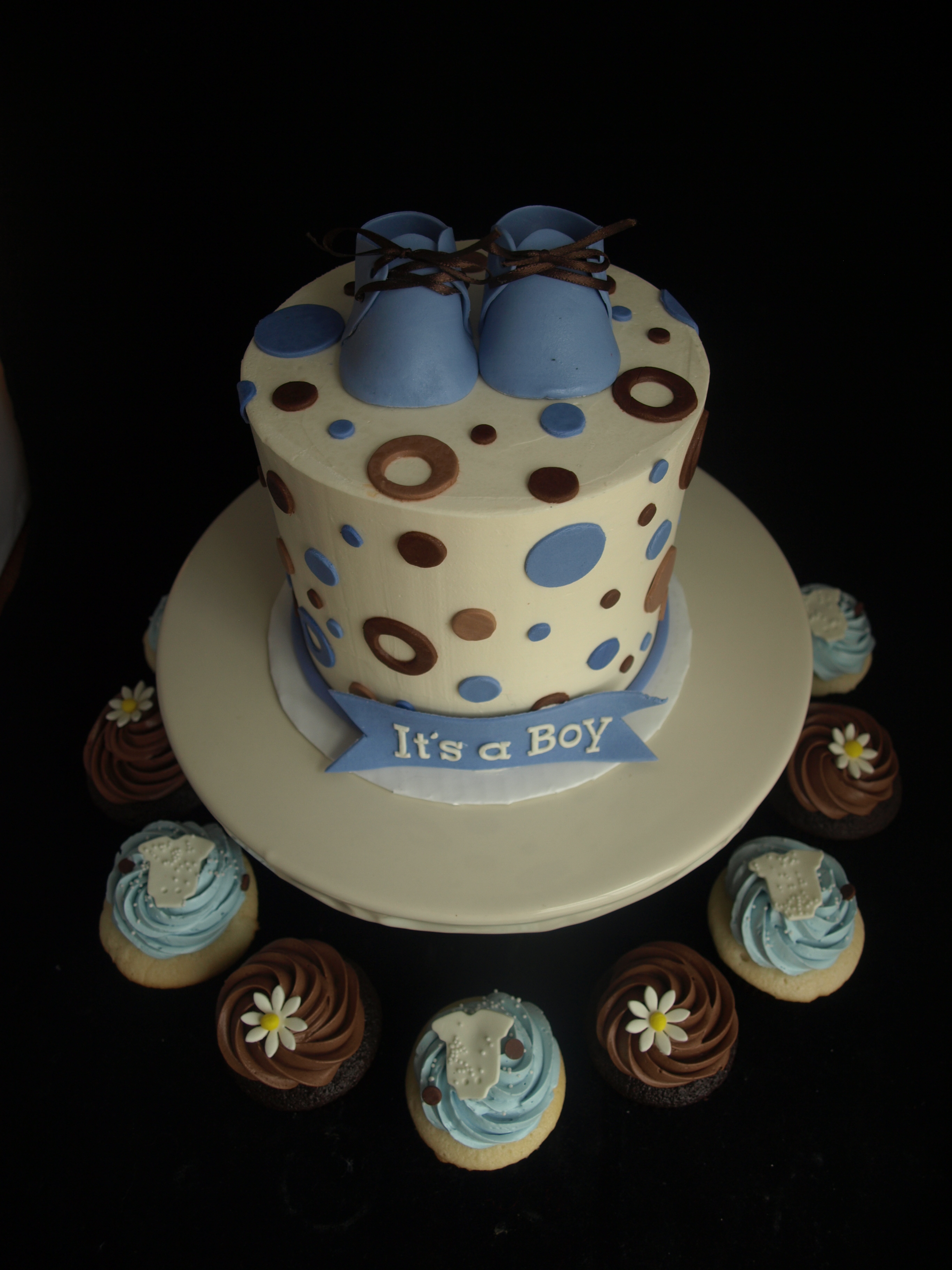 Baby Onesie Cupcake Cake