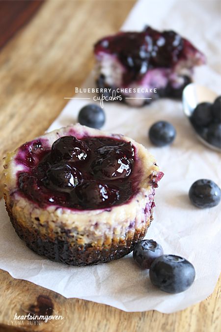 Blueberry Cheesecake Cupcakes