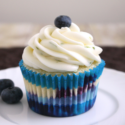 Blueberry Cupcakes with Cream Cheese Frosting Blueberry Cupcakes with Cream Cheese Frosting