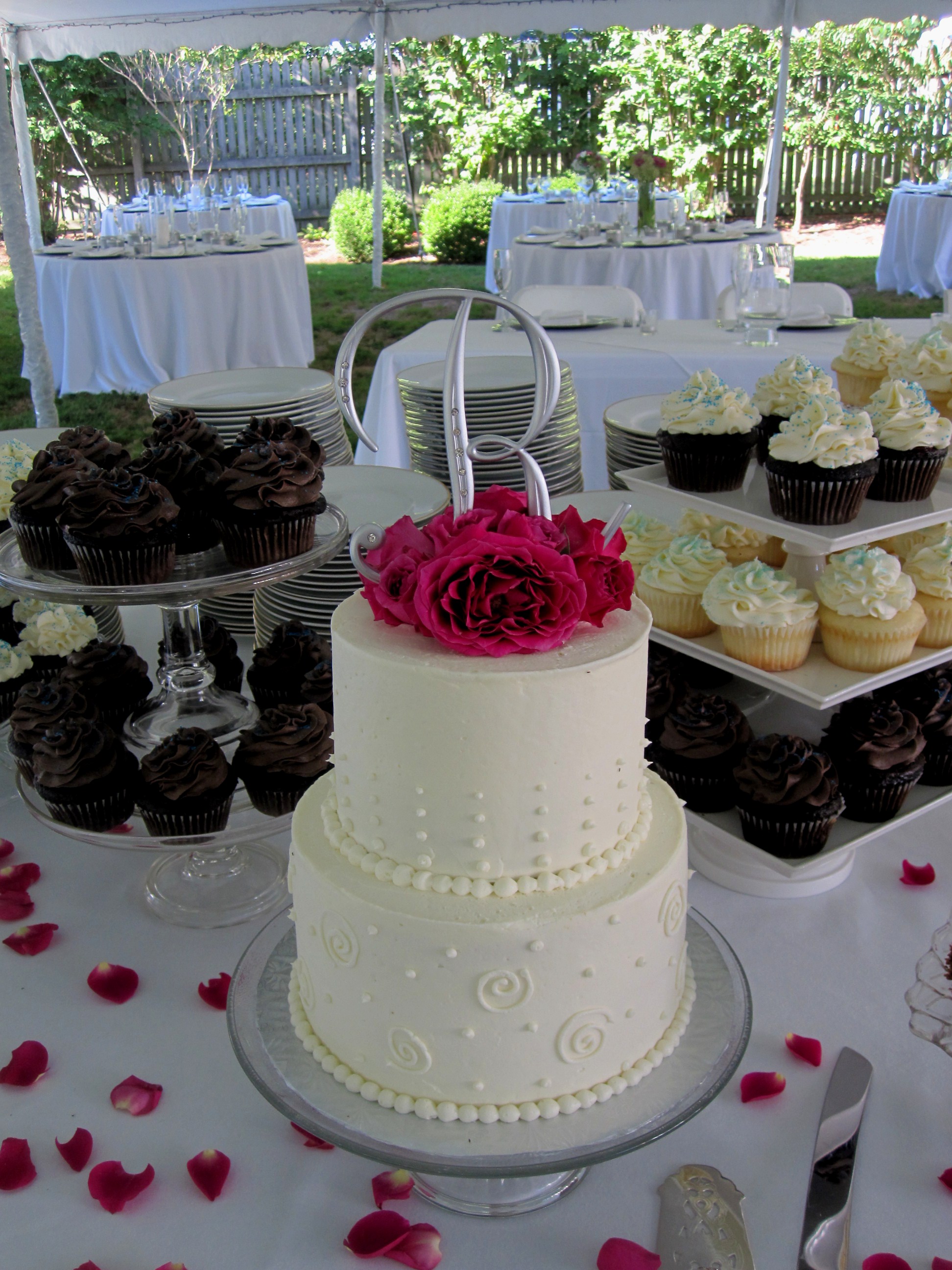 Buttercream Wedding Cake and Cupcakes