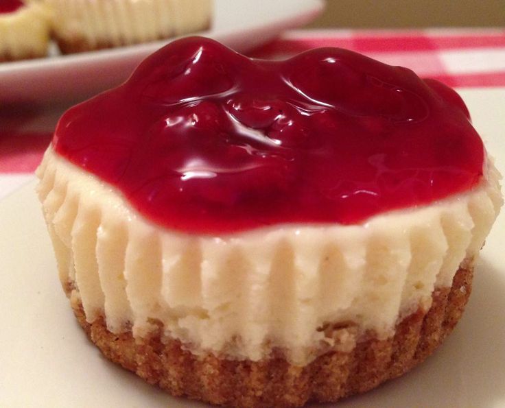 Cheesecake Cupcakes with Graham Cracker Crust