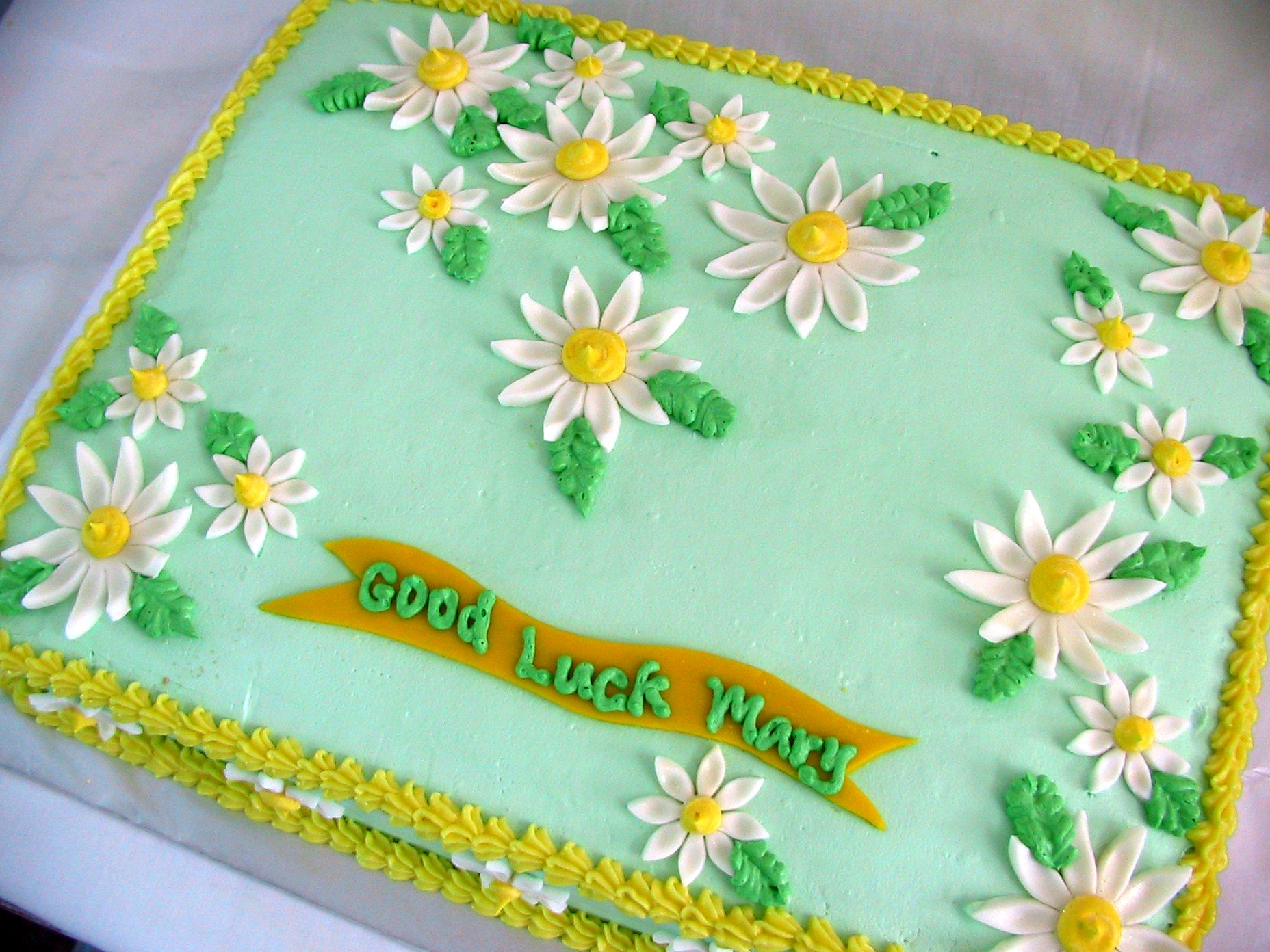Daisy Sheet Cakes with Flowers Daisy Sheet Cakes with Flowers