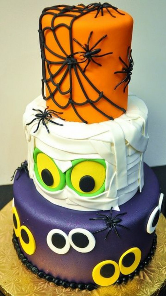 12 Photos of Fun Spooky Halloween Cakes 12 Photos of Fun Spooky Halloween Cakes
