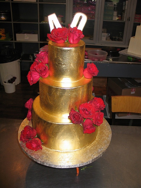 Gold Birthday Cakes with Roses