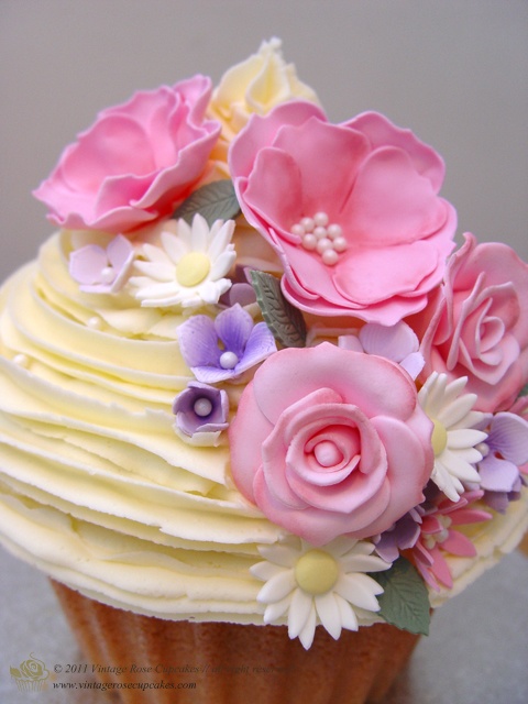 Gorgeous Flower Cupcakes