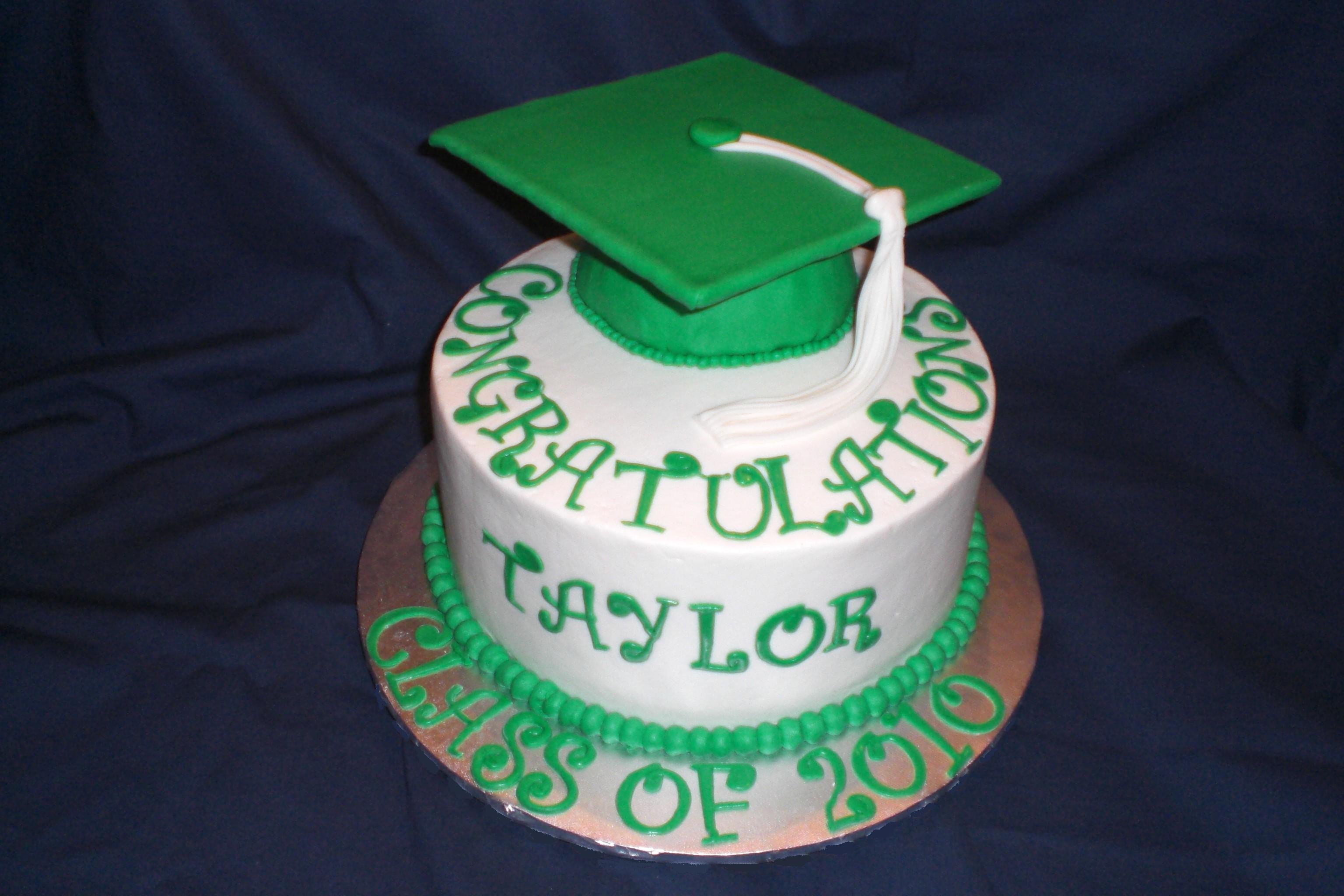 Green High School Graduation Cakes