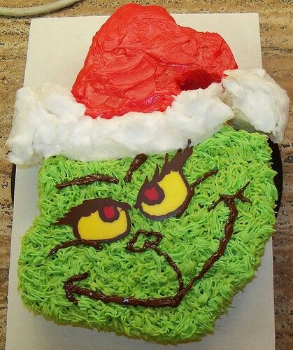 Grinch Cupcake Cake