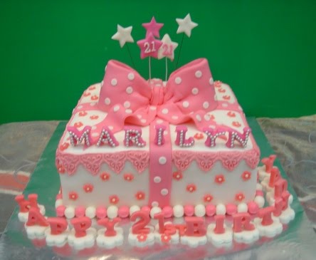 Happy Birthday Marilyn Cake