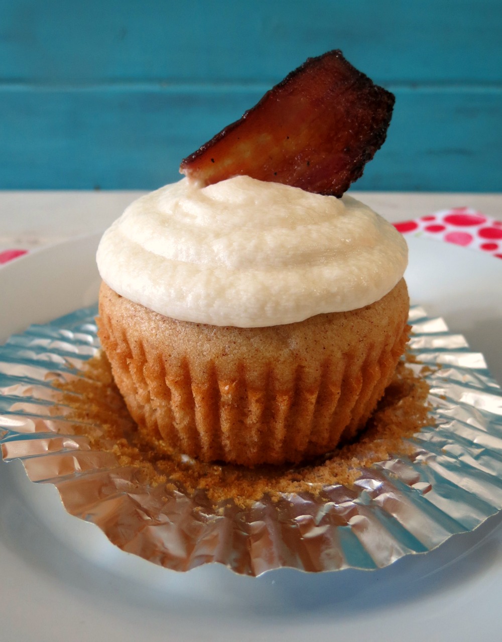 Maple Bacon Cupcakes with Frosting