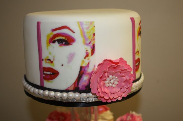 Marilyn Monroe Birthday Cake