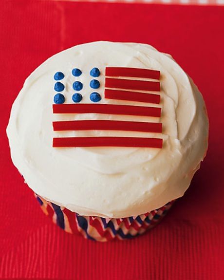 Martha Stewart 4th of July Cupcakes Martha Stewart 4th of July Cupcakes