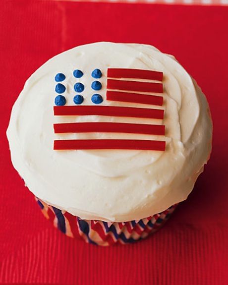 Martha Stewart 4th of July Cupcakes