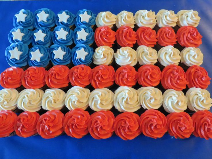 Memorial Day Cupcake Cakes Ideas