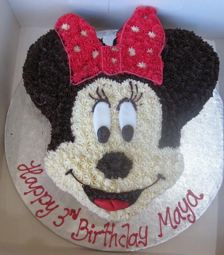 Minnie Mouse Cake with Buttercream Frosting