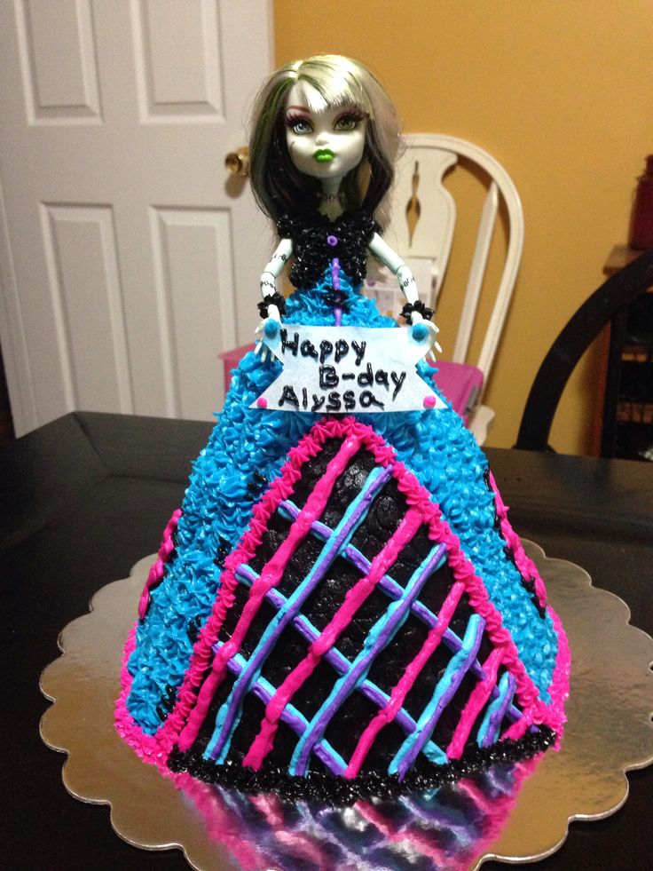 Monster High Doll Cake Monster High Doll Cake