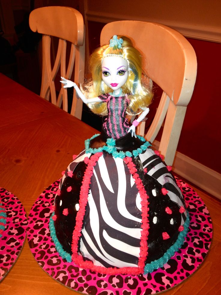 Monster High Doll Cake Monster High Doll Cake