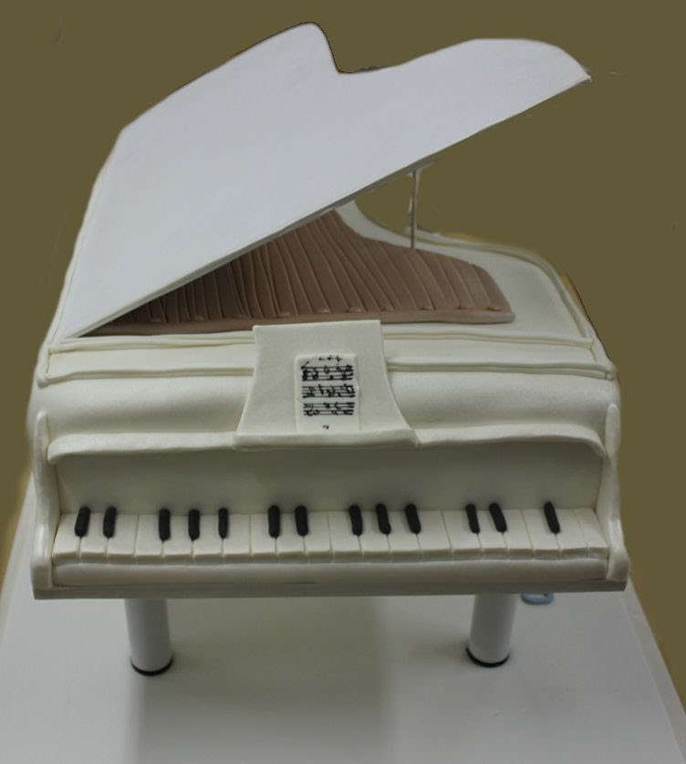 Piano Fondant Cake Piano Fondant Cake