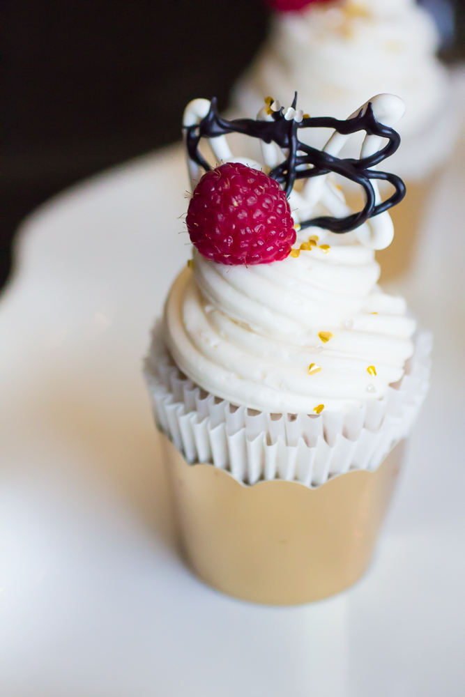 Raspberry Champagne Cupcakes with Frosting