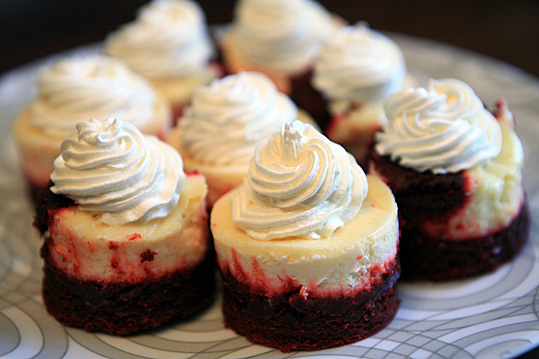 Red Velvet Cheesecake