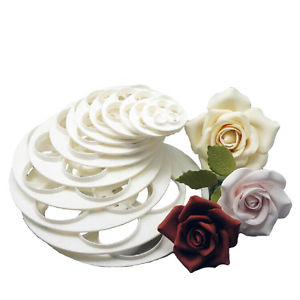 Rose Cookie Cutter Flower Fondant Cake