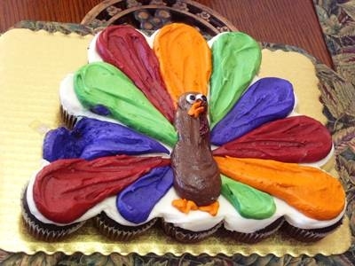 Thanksgiving Turkey Cakes and Cupcakes