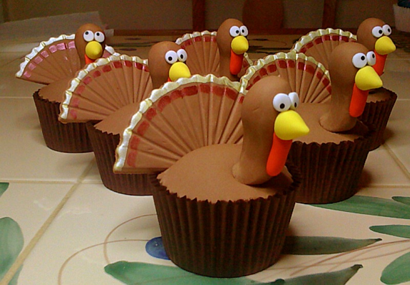 Turkey Thanksgiving Cupcakes Decorating Idea