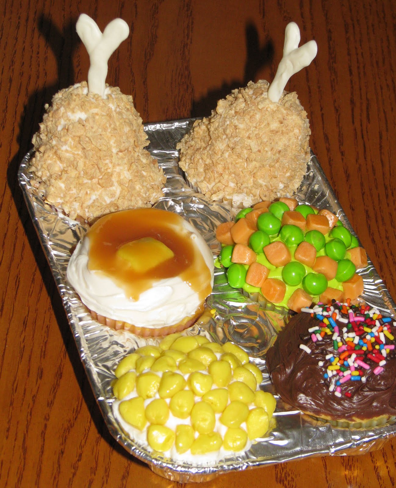 TV Dinner Cupcakes