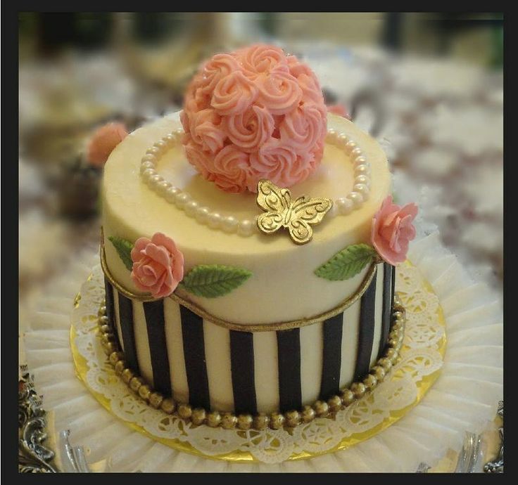 Vintage Buttercream Birthday Cakes Vintage Buttercream Birthday Cakes